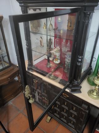 Antigüedades Vitrina Madera y cristal