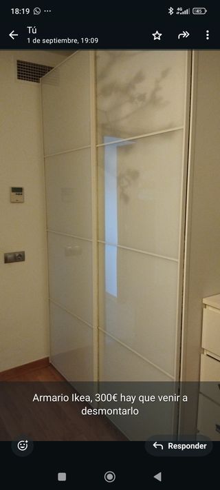 Armadio Ikea con ante scorrevoli bianche