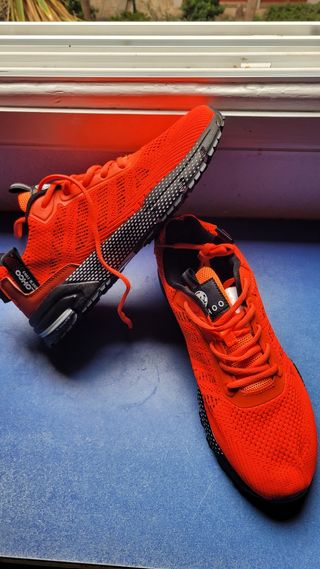 Tenis para correr para hombre color rojo