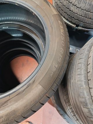 2Neumáticos de segunda mano PIRELLI 235/50 R19 99w