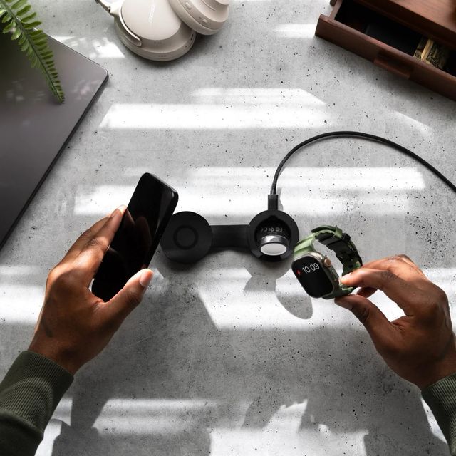 Twelve South Butterfly SE Cargador Qi2 
2 en 1