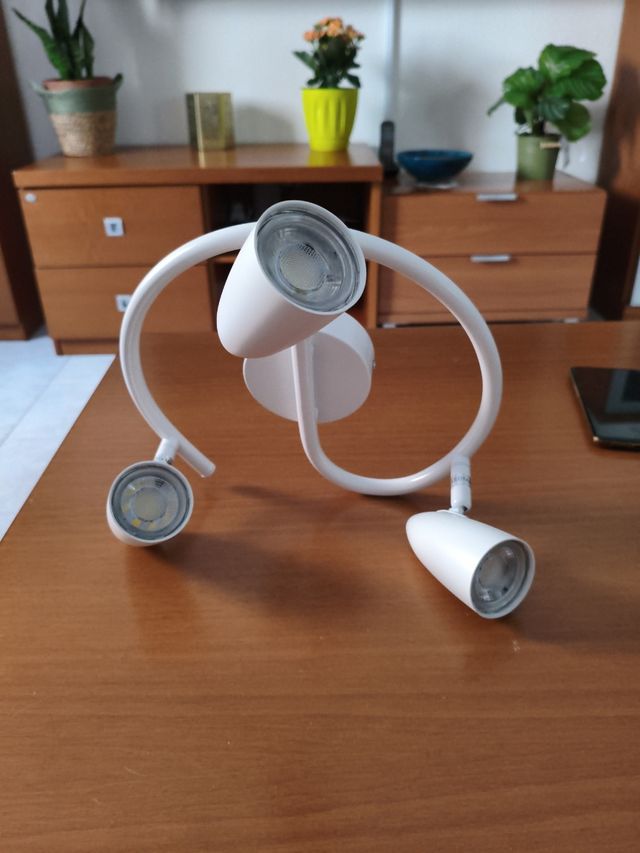 Lámpara Led de techo moderna 3 focos