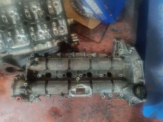 Tapa de Válvulas Ford Transit