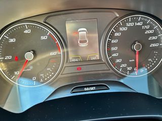 Vehículo SEAT Leon 2015 Diésel 1.6 conet.  