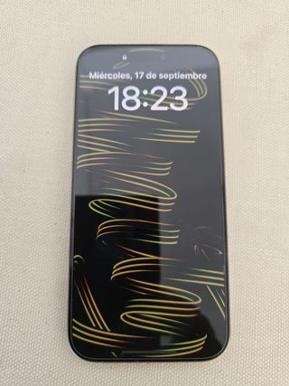 iPhone 15 Pro cromado
