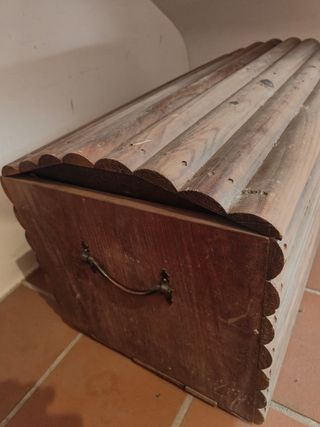 Arcón de madera rústico