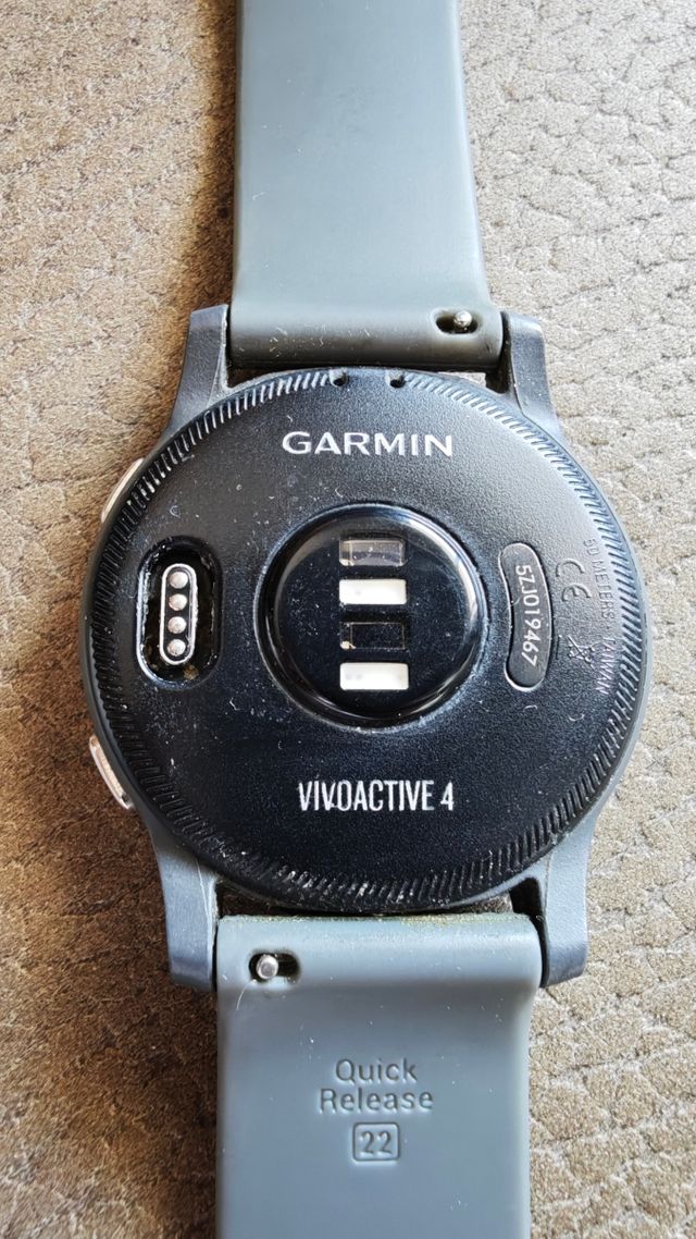 Smartwatch GPS Garmin vívoactive 4 ¡Como Nuevo!