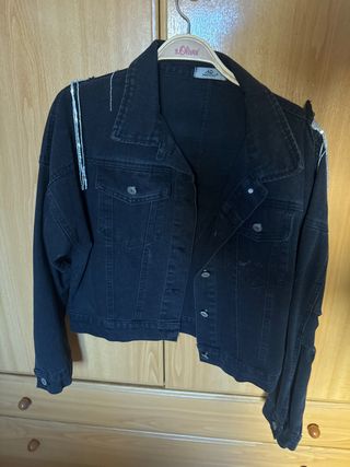 Chaqueta vaquera negra s.Oliver
