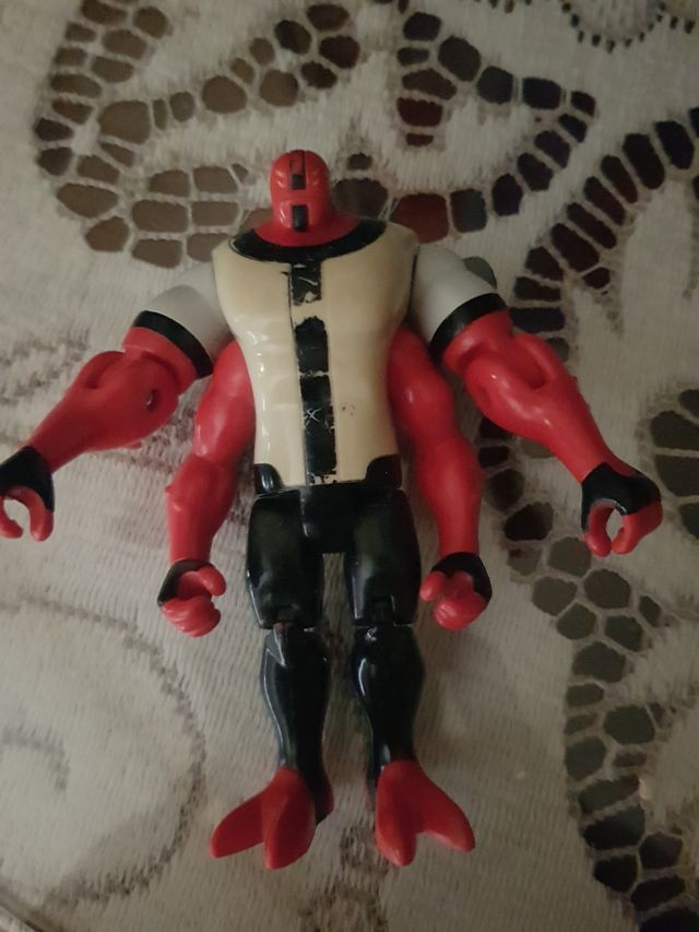 Lote de muñecos de juguete