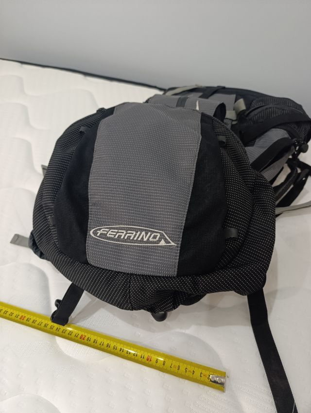 Mochila Ferrino 40+10L (usada una vez)