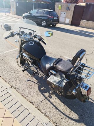 Hyosung Aquila 250 Negra