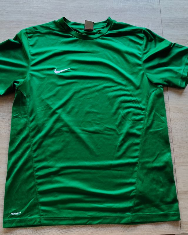 Camiseta Nike Verde Talla M