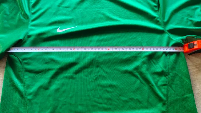 Camiseta Nike Verde Talla M