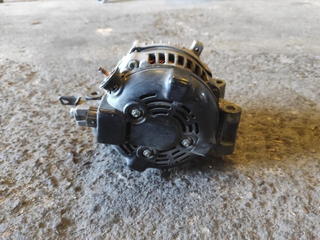 Alternador 1042105140 Toyota Auris I (2006-2
