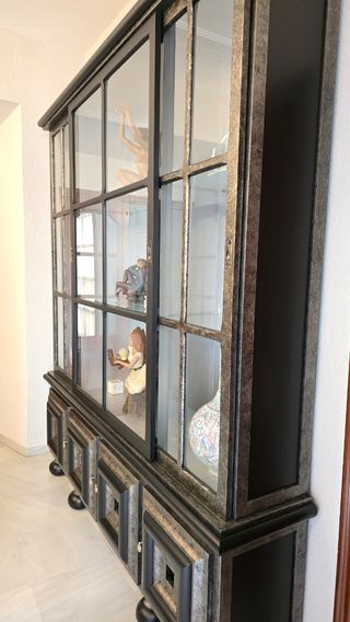 Mueble vitrina Renato Costa Diseño Valencia