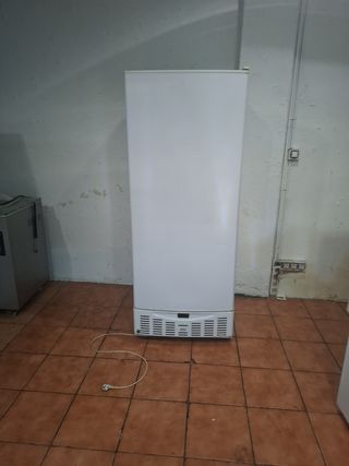 Congelador vertical 1 puerta blanco