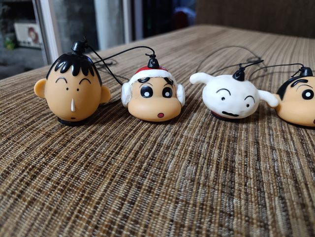 Lote Bollycao Caza Rappers de Shin Chan