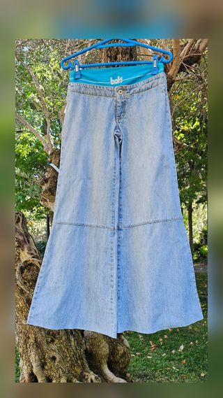 Superchulos pantalones vaqueros campana