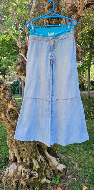 Superchulos pantalones vaqueros campana