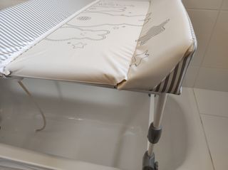 Bañera y cambiador para bebé Brevi