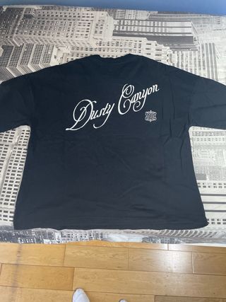 Camiseta Pull&Bear Negra con Diseño de Caballo