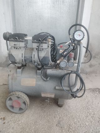 Compresor de aire con manómetro