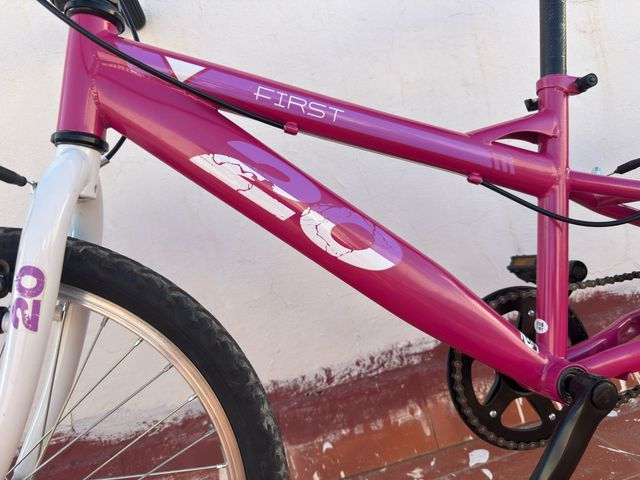 Bicicleta First 20 Rosa