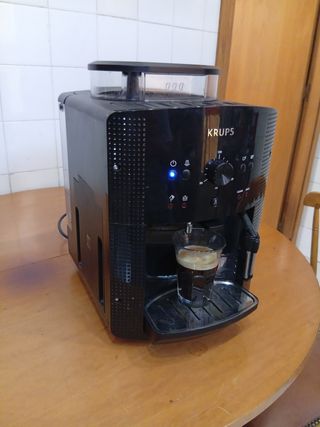 Cafetera Krups Super Automática