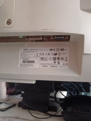 Pantalla PC Fujitsu Beige