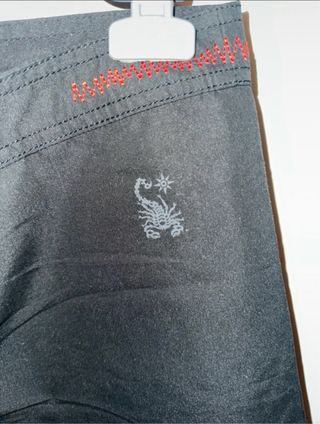 Pantaloncini neri donna