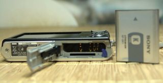 Cámara Sony Cyber-shot 10.1 MP