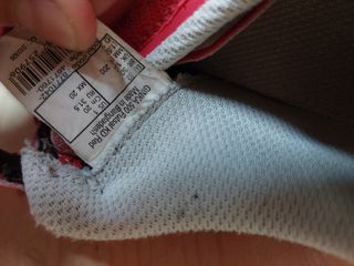 Bambas fútbol sala Decathlon rojas