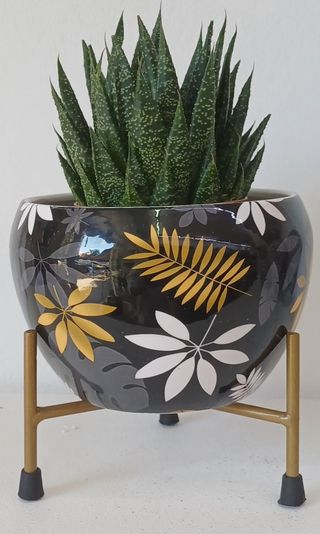 Macetero con soporte 15x15