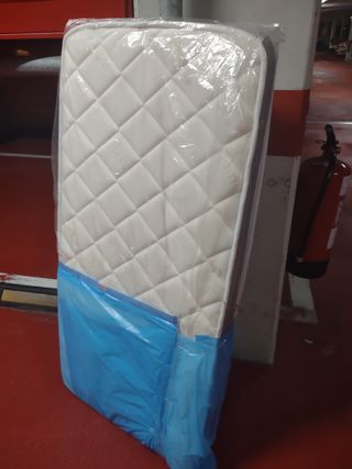 Colchón cuna viscoelástico Dormideo + protectores 