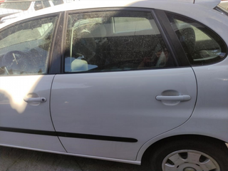 Puerta trasera izquierda Seat Ibiza III (200