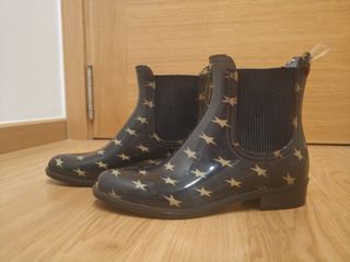 Botas de agua Katuiskas con estrellas. 