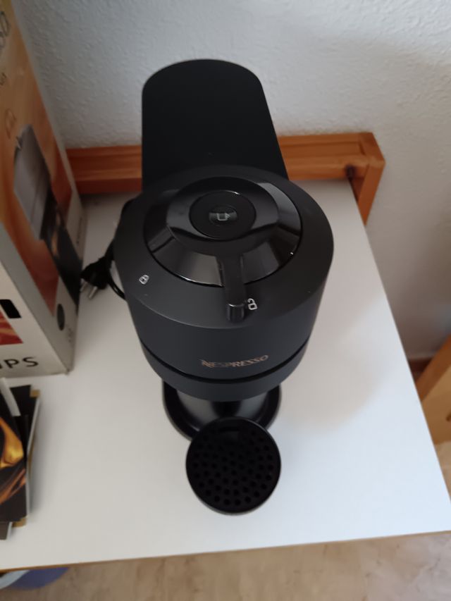 Cafetera Nespresso Vertuo Next Krups