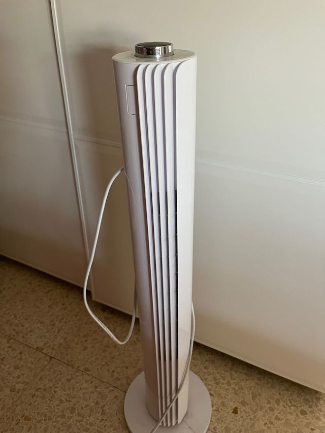 Ventilador de Torre Rowenta Blanco