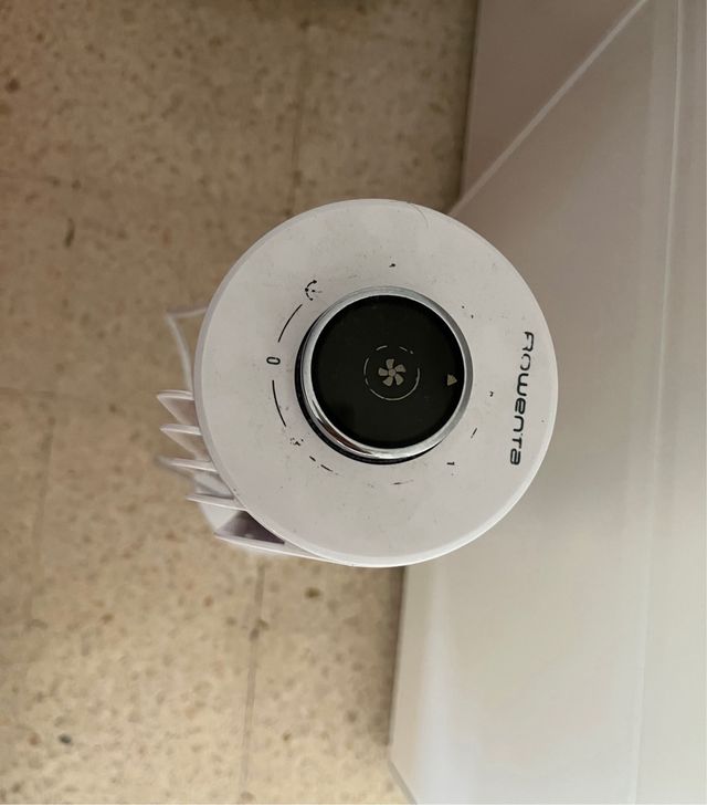 Ventilador de Torre Rowenta Blanco