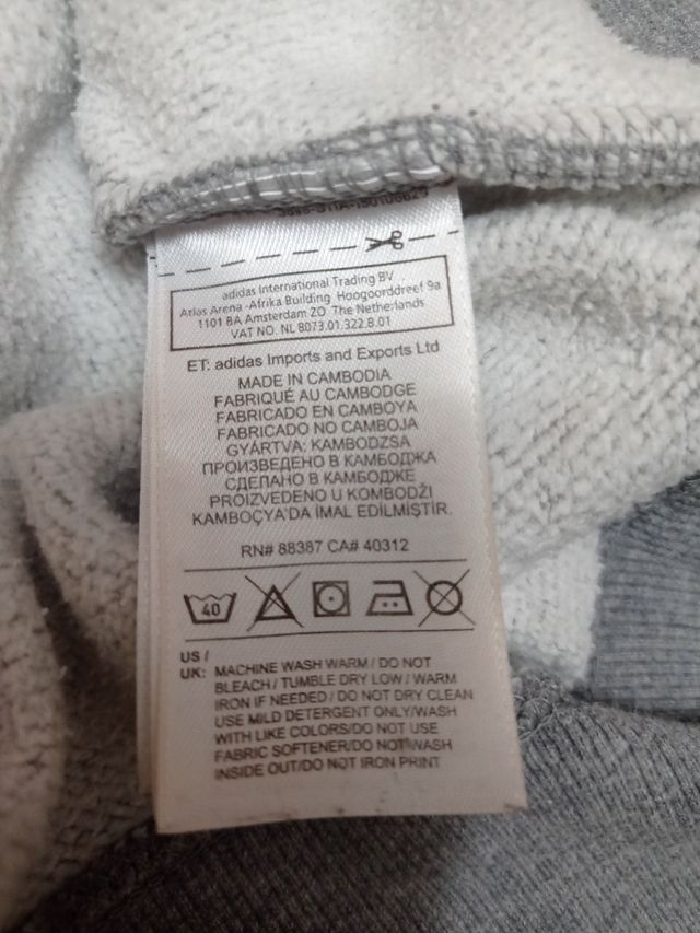 Felpa con cappuccio Adidas grigia