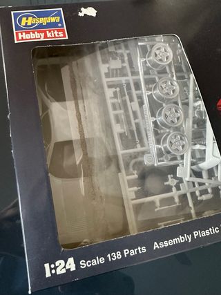 Maqueta Ferrari 328 GTB Hasegawa 1:24