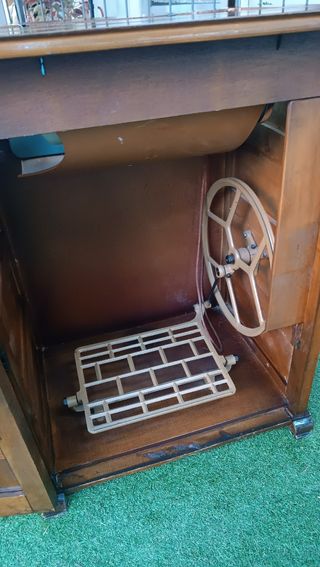 Máquina de coser Alfa