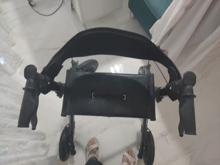 Andador Helavo con asiento