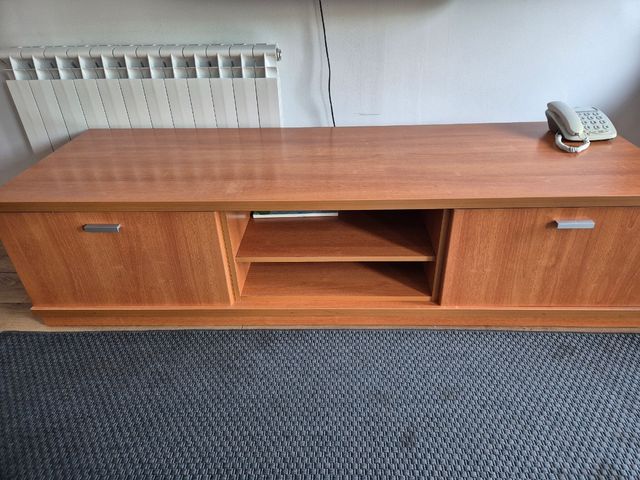 Mueble TV con cristalero