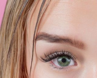 Lentillas de colores verde turquesa