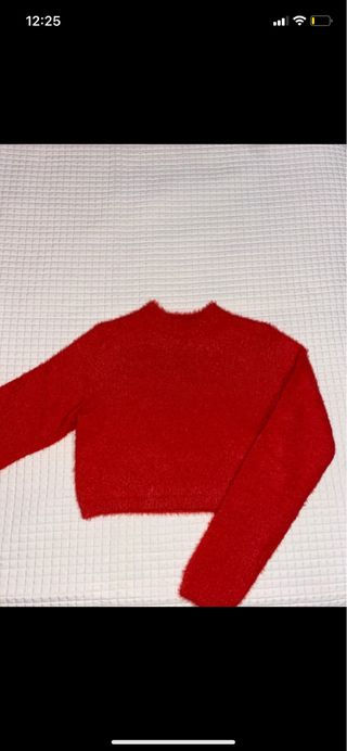 Jersey Bershka rojo corto suave