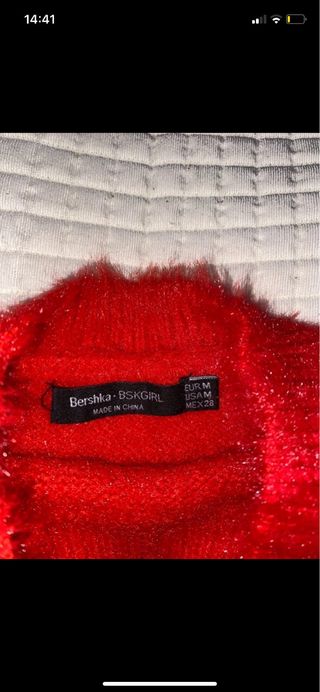 Jersey Bershka rojo corto suave