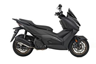 Zontes 125D con Baúl, Seguro y Garantía 5 AÑOS