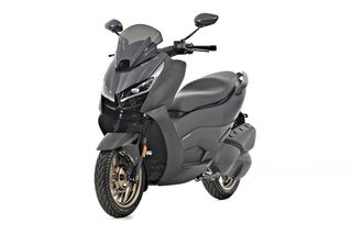 Zontes 125D con Baúl, Seguro y Garantía 5 AÑOS