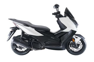 Zontes 125D con Baúl, Seguro y Garantía 5 AÑOS